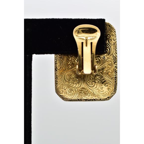 1928 Vintage Clip On Earrings Antiqued Gold Black Enamel Chunky Rectangle BinAZ - Picture 9 of 12